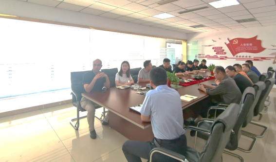 博革咨詢與二馬液壓達成精益布局&6S與目視化合作，召開項目啟動會
