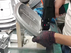 空氣炸鍋?zhàn)詣鱼T釘槍使用視頻